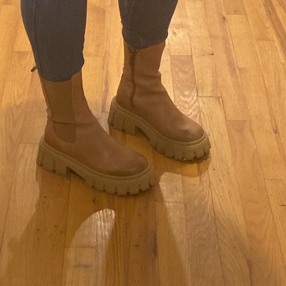 Steve Madden Boots - Picture 3 of 14